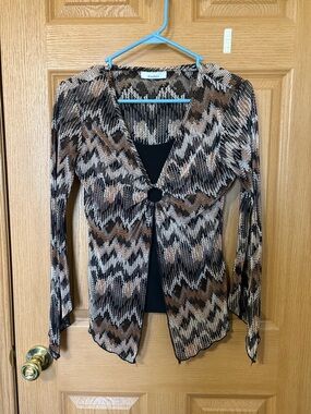 4/$20 - dressbarn Zigzag Knit Cardigan Style Top w/ Front Ring